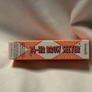 Benefit 24 hr Brow Setter